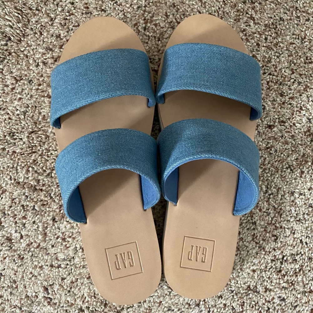 Gap Denim Slide (Size 7.5)